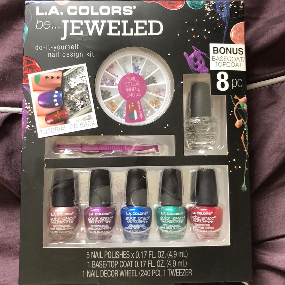 L.A. colors be jeweled nail kit
